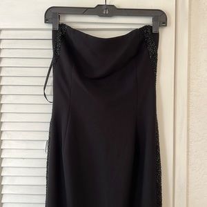 Nina Austin black sleeve less prom dress